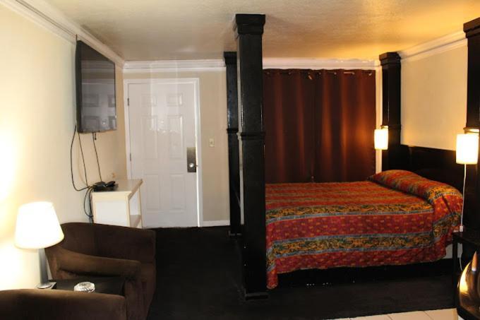 Blisspoint Inn Fka Motel 6T7 Indianapolis Exterior foto